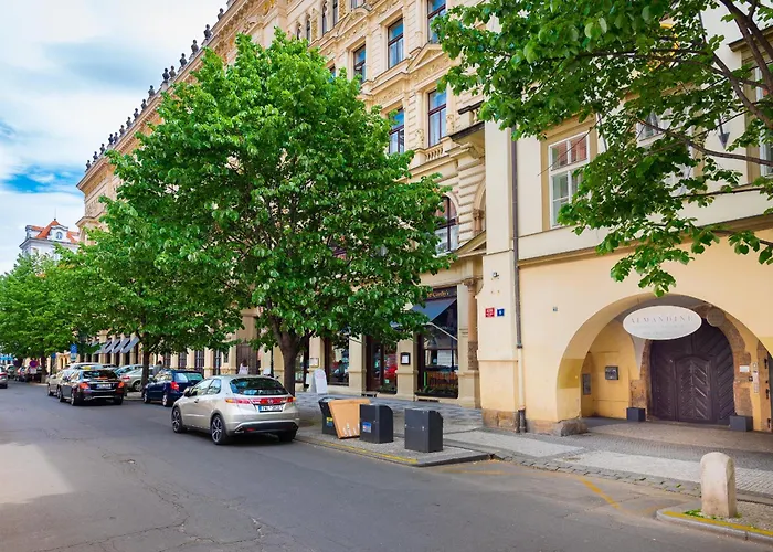 Apartments Almandine Praga